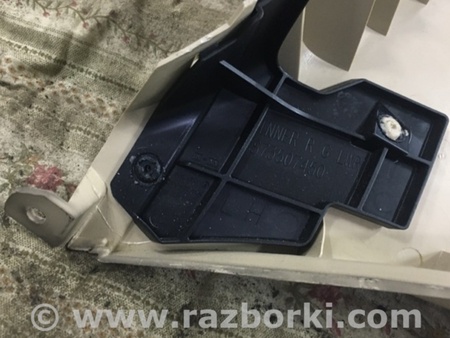 ФОТО Обшивка крышки багажника для Subaru Tribeca Киев