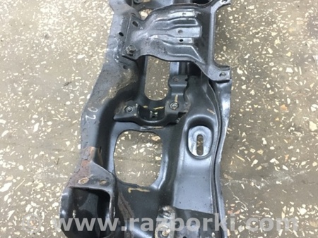 ФОТО Подрамник для Subaru Tribeca Киев
