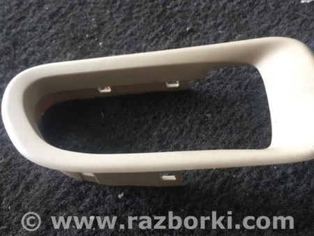 ФОТО Пластик салона для Subaru Tribeca Киев