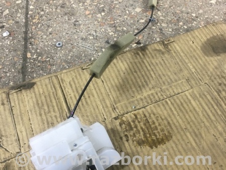 ФОТО Замок багажника для Subaru Outback Киев