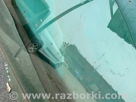 ФОТО Стекло для Subaru Forester SG Киев