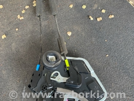 ФОТО Замок двери для Subaru Forester SG Киев