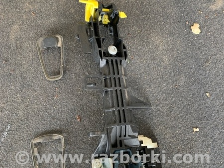 ФОТО Кронштейн ручки дверной для Subaru Forester SG Киев