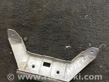 ФОТО Кронштейн ручки дверной для Subaru Tribeca Киев