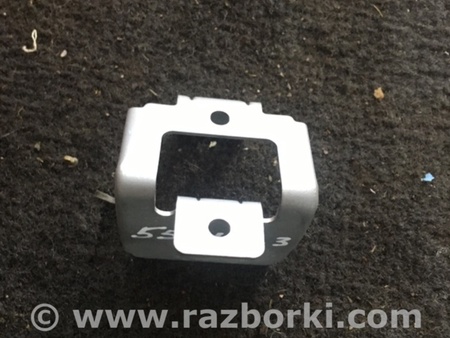 ФОТО Кронштейн ручки дверной для Subaru Outback Киев