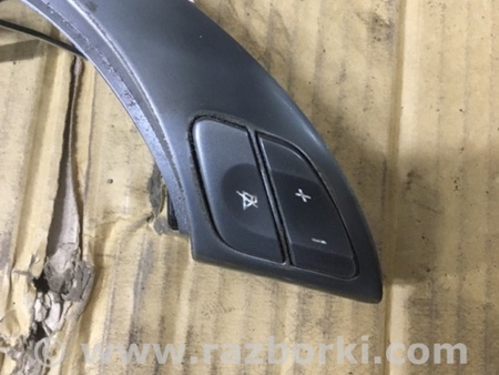 ФОТО Кнопки руля для Subaru Tribeca Киев
