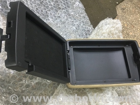 ФОТО Подлокотник для Subaru Tribeca Киев