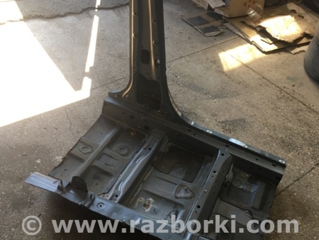 ФОТО Центральная стойка кузова для Subaru Outback Киев