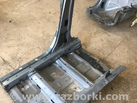 ФОТО Центральная стойка кузова для Subaru Outback Киев