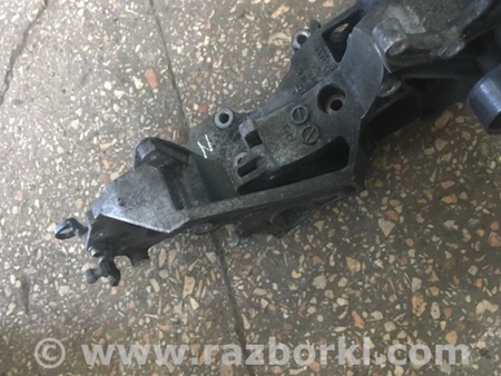 ФОТО Кронштейн для Audi (Ауди) Q5 8R (04.2008-03.2017) Киев