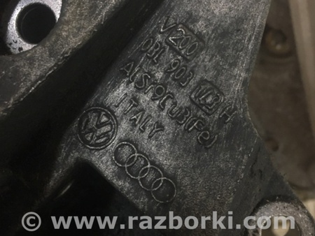 ФОТО Кронштейн для Audi (Ауди) Q5 8R (04.2008-03.2017) Киев
