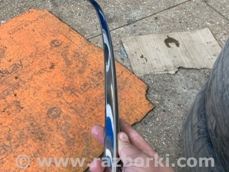 ФОТО молдинг на дверь для Subaru Outback Киев