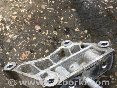 ФОТО Кронштейн для Hyundai ix35 Tucson Киев