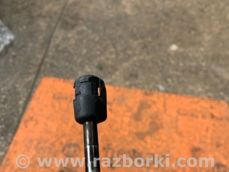 ФОТО Амортизатор багажника для Hyundai ix35 Tucson Киев