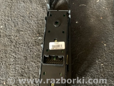 ФОТО Кнопка стеклоподъемника для Hyundai ix35 Tucson Киев