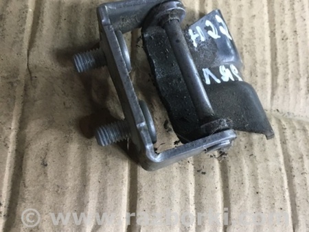ФОТО Петля багажника для Subaru Outback Киев