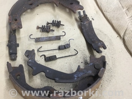 ФОТО колодки ручника для Hyundai ix35 Tucson Киев