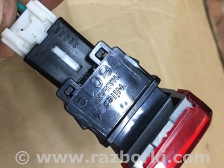 ФОТО Кнопка аварийки для Subaru Outback Киев