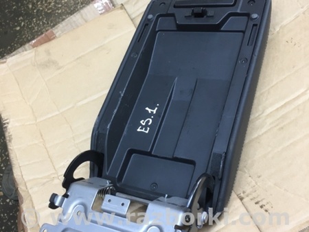 ФОТО Крышка подлокотника для Subaru Outback Киев
