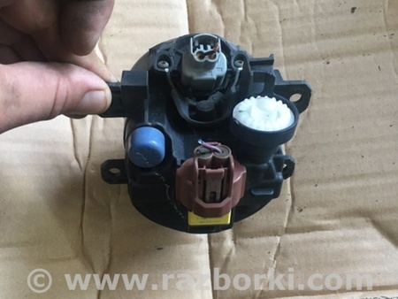 ФОТО Фара противотуманная для Subaru Outback Киев
