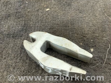 ФОТО Кронштейн для Subaru Outback Киев