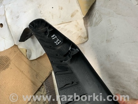 ФОТО Обшивка крышки багажника для Subaru Outback Киев