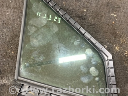 ФОТО Форточка двери для Subaru Outback Киев