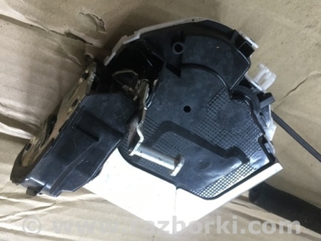 ФОТО Замок двери для Subaru Outback Киев