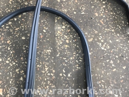 ФОТО Уплотнительная резинка для Subaru Outback Киев