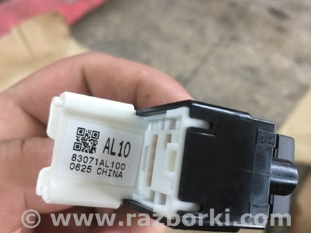 ФОТО Кнопка стеклоподъемника для Subaru Outback Киев