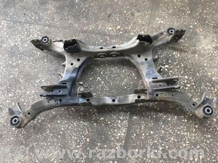 ФОТО Подрамник для Subaru Outback Киев