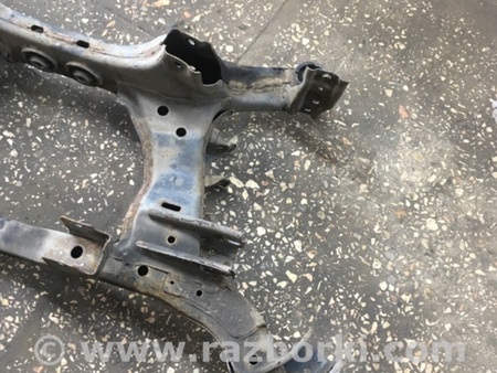 ФОТО Подрамник для Subaru Outback Киев