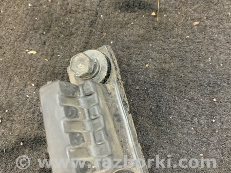 ФОТО Упор капота для KIA Sorento Киев