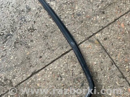 ФОТО Направляющая стекла для KIA Sorento Киев