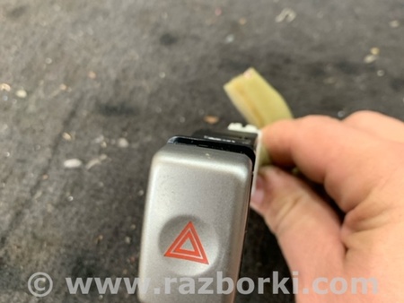 ФОТО Кнопка аварийки для Subaru Forester SG Киев