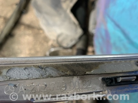 ФОТО Накладка крышки багажника для Mercedes-Benz E350 CDI Киев