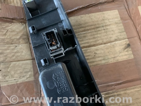 ФОТО Кнопка стеклоподъемника для KIA Sorento Киев