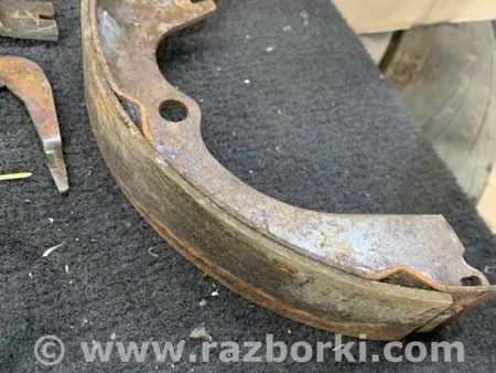 ФОТО Комплект колодок и механизмов ручного торомоза для Subaru Forester SG Киев