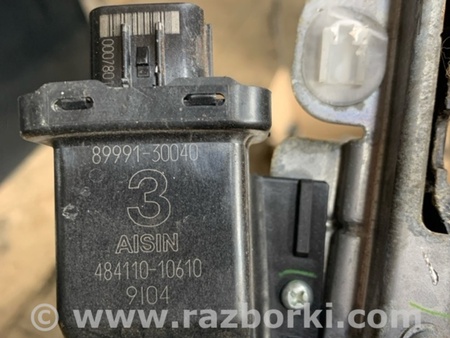 ФОТО Кронштейн ручки дверной для Subaru Outback Киев