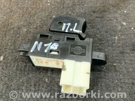 ФОТО Кнопка стеклоподъемника для Subaru Outback Киев