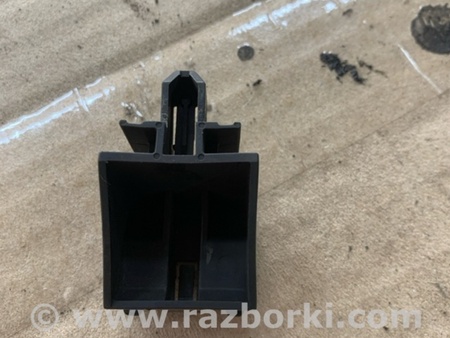 ФОТО Клипса для Subaru Outback Киев