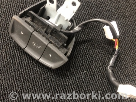 ФОТО Кнопки руля для Subaru Outback Киев