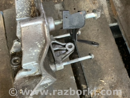 ФОТО Кронштейн для Subaru Outback Киев