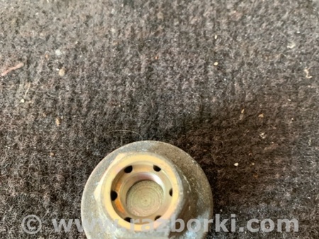 ФОТО Клапан для Subaru Outback Киев