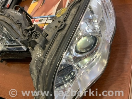 ФОТО Фара для Subaru Outback Киев