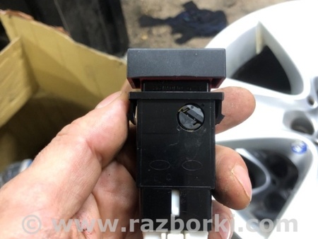 ФОТО Кнопка аварийки для KIA Sorento Киев