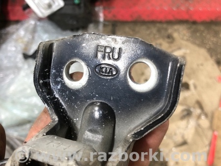 ФОТО Петля двери для KIA Sorento Киев