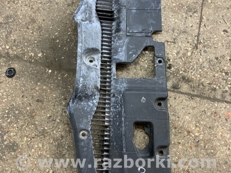 ФОТО Накладка радиатора для Subaru Tribeca Киев