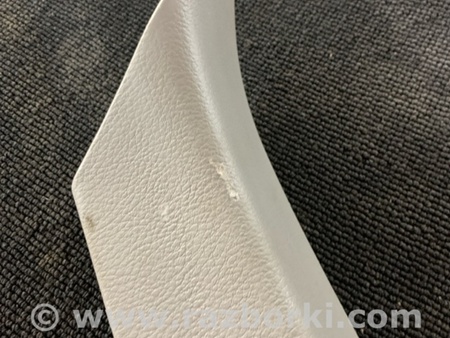 ФОТО Обшивка крышки багажника для Subaru Tribeca Киев