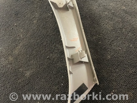 ФОТО Обшивка крышки багажника для Subaru Tribeca Киев